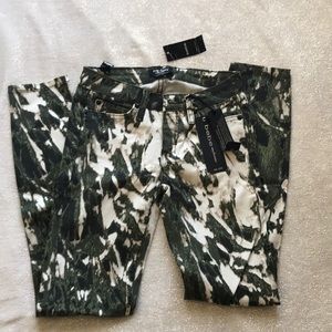Bebe Slimfit Jeggings Size 24